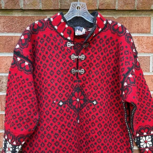 DALE of NORWAY Sweater Luxury Wool Nordic Ski Pewter Clasp Sz Small - Picture 2 of 13